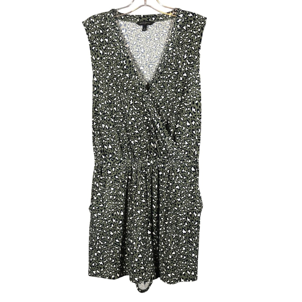 Banana Republic Romper Womens M‎ Green Leopard Surplice Pocket Casual